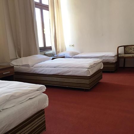 B&B Hotel Praha Нови-Йичин Номер фото