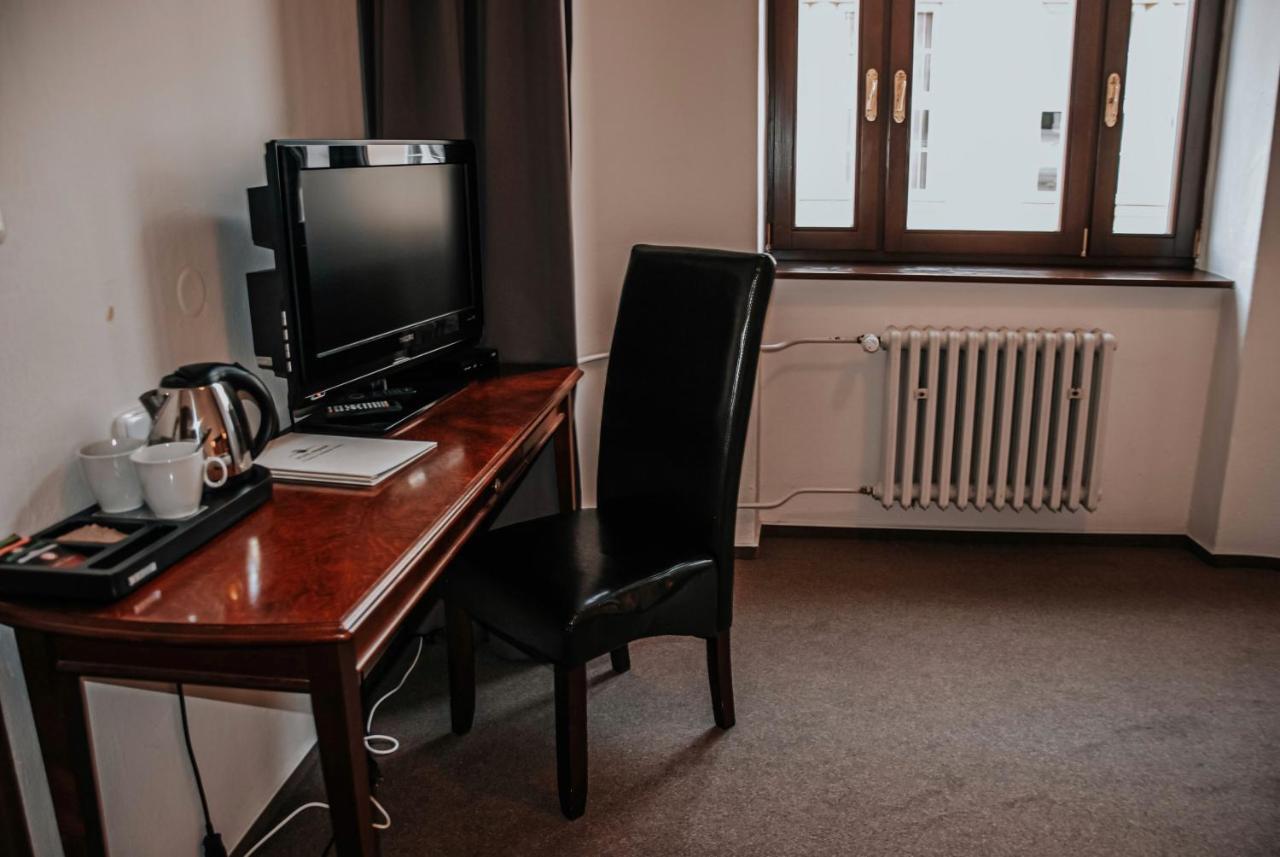 B&B Hotel Praha Нови-Йичин Экстерьер фото