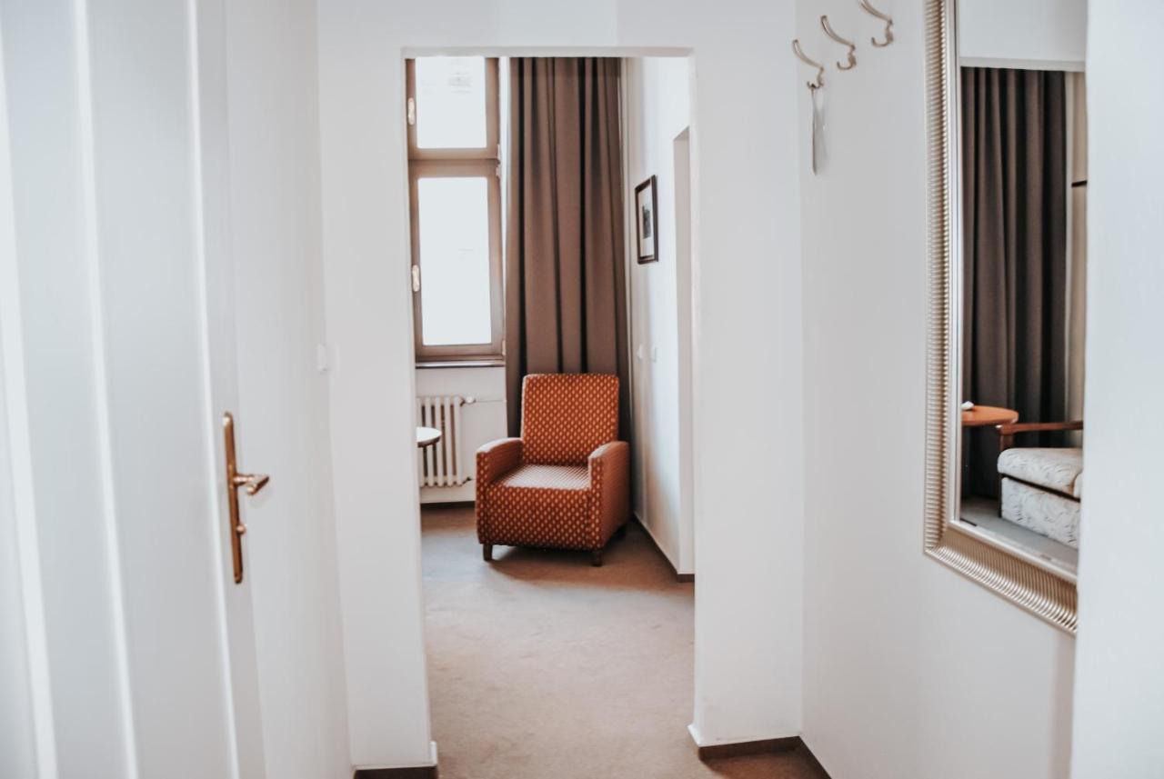 B&B Hotel Praha Нови-Йичин Экстерьер фото