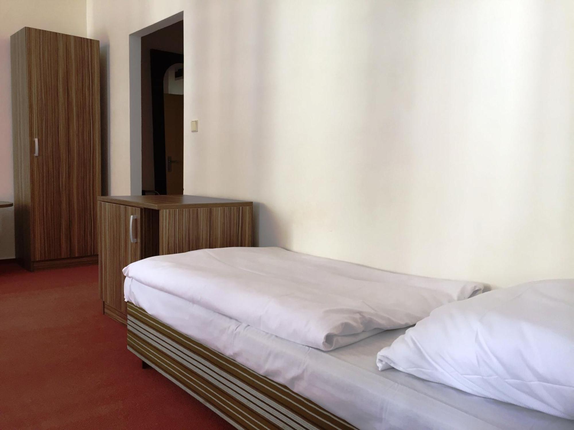 B&B Hotel Praha Нови-Йичин Номер фото